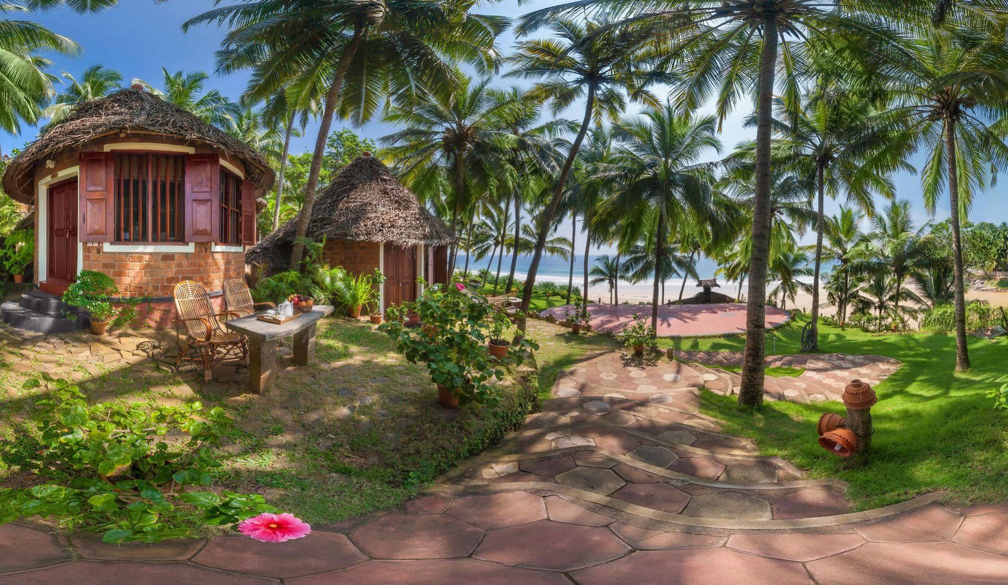 Soma Manaltheeram Ayurveda Beachvillage Kovalam Exterior foto